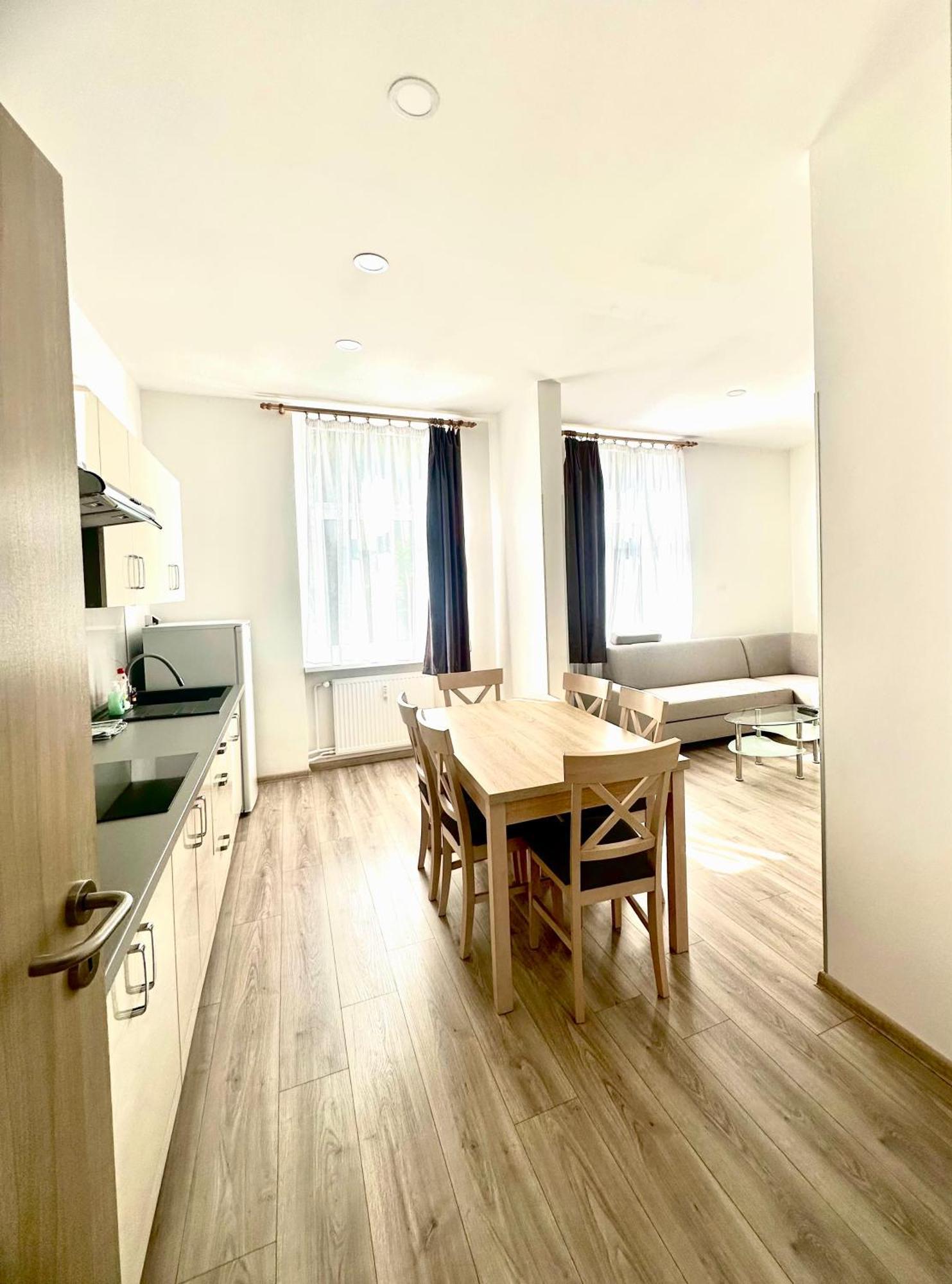 Apartment Th Karlsbad Rum bild